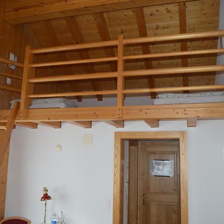 Hotel Grimsel Obergesteln Quarto foto