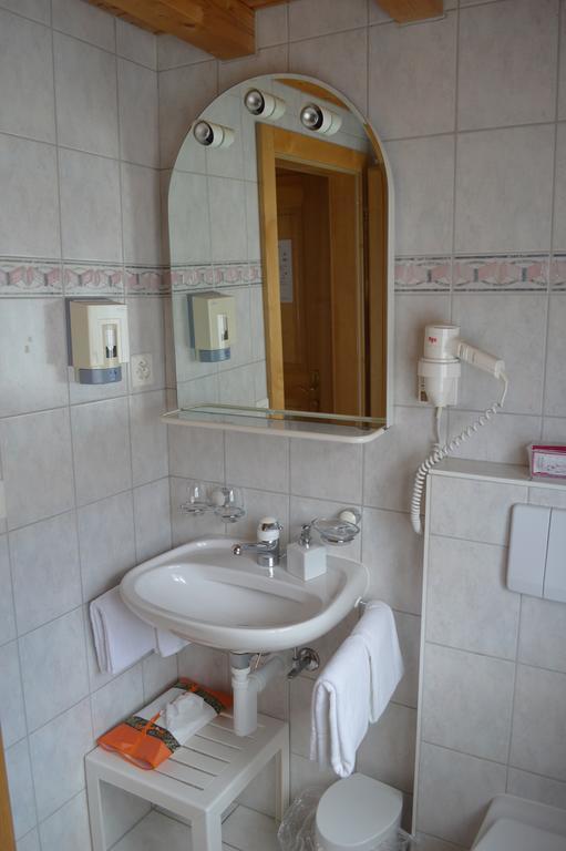 Hotel Grimsel Obergesteln Quarto foto